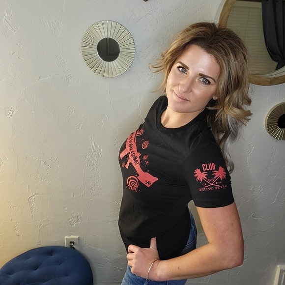 Club Grunt tee - Picture 2 of 7